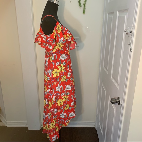 F21 Liberty Floral Flowy Cutout Shoulder Wrap Hi Low Dress - Picture 1 of 15